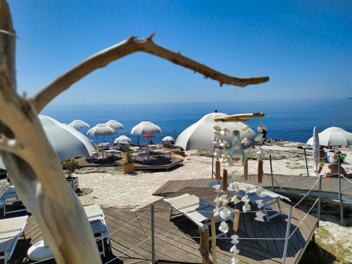 Marina Di Andrano - Alisso, Casa Vista Mare Con Parcheggio Privato E Wifi Vila Exterior foto