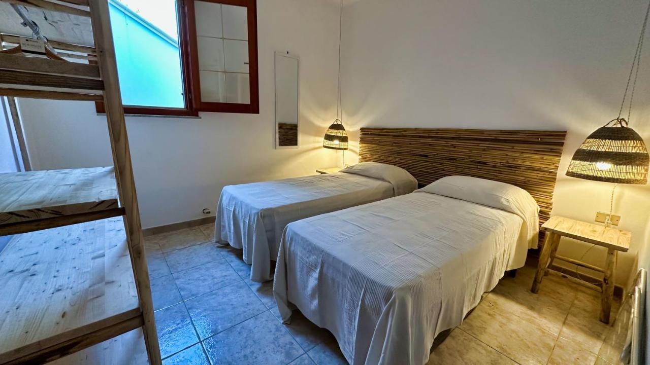 Marina Di Andrano - Alisso, Casa Vista Mare Con Parcheggio Privato E Wifi Vila Exterior foto