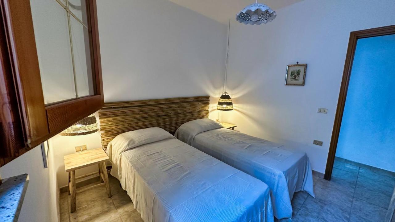 Marina Di Andrano - Alisso, Casa Vista Mare Con Parcheggio Privato E Wifi Vila Exterior foto