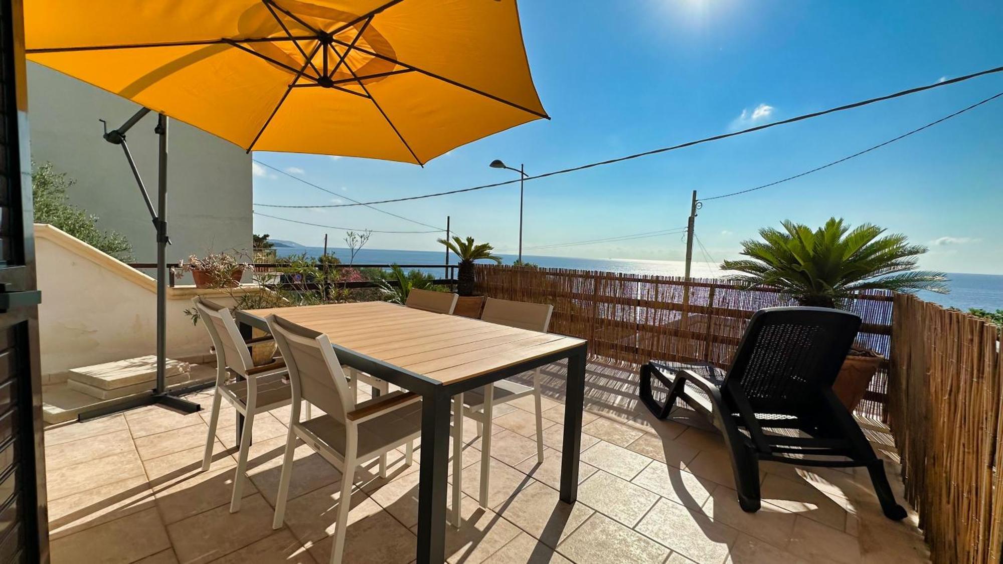 Marina Di Andrano - Alisso, Casa Vista Mare Con Parcheggio Privato E Wifi Vila Exterior foto